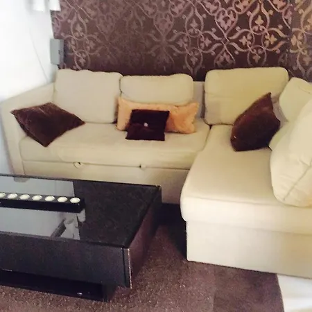 South Gardens 2bed Building Jardines Del Sur